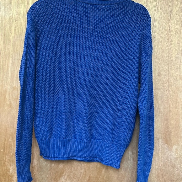 Blue‎ Textured Knit Crewneck Sweater - Picture 6 of 6